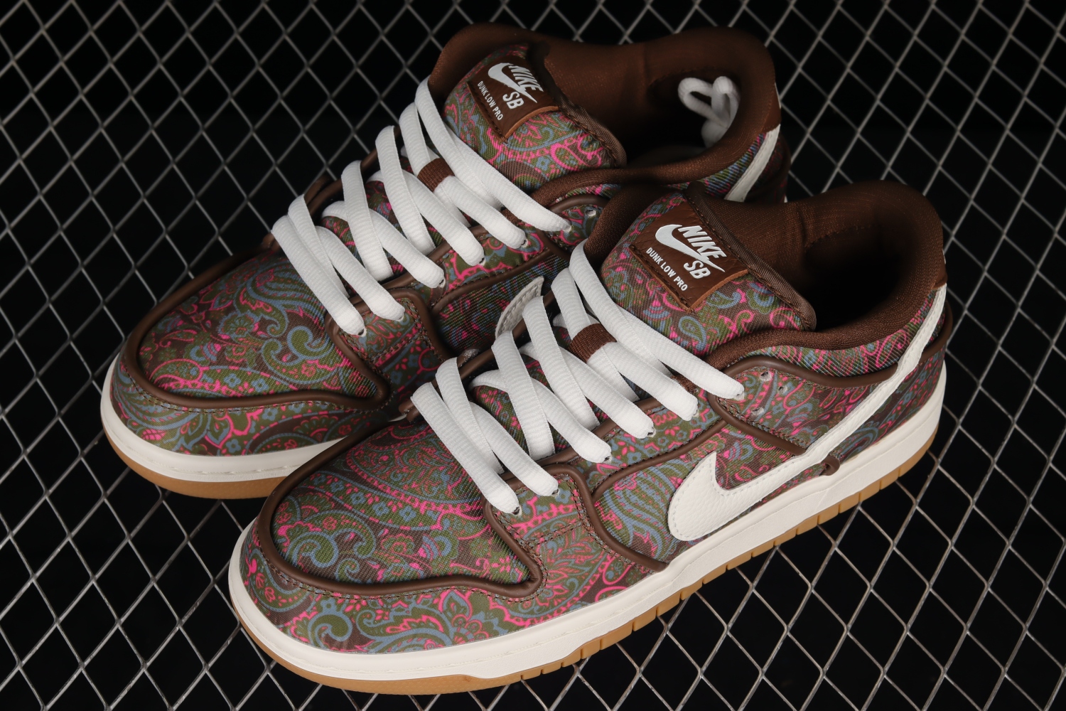 Nike SB Dunk Low Pro Paisley Brown  DH7534-200