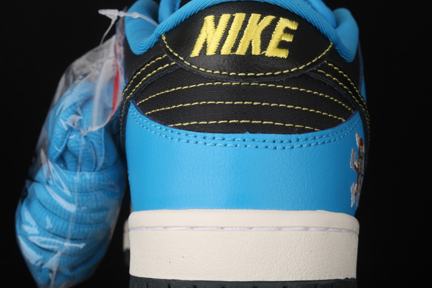 Nike SB Dunk Low Instant Skateboards CZ5128-400