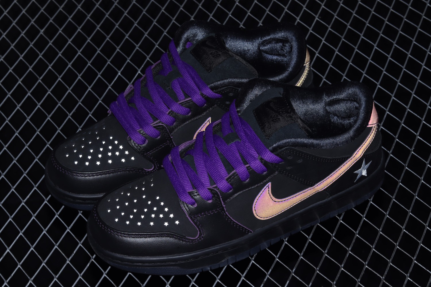 Nike SB Dunk Low Familia First Avenue DJ1159-001