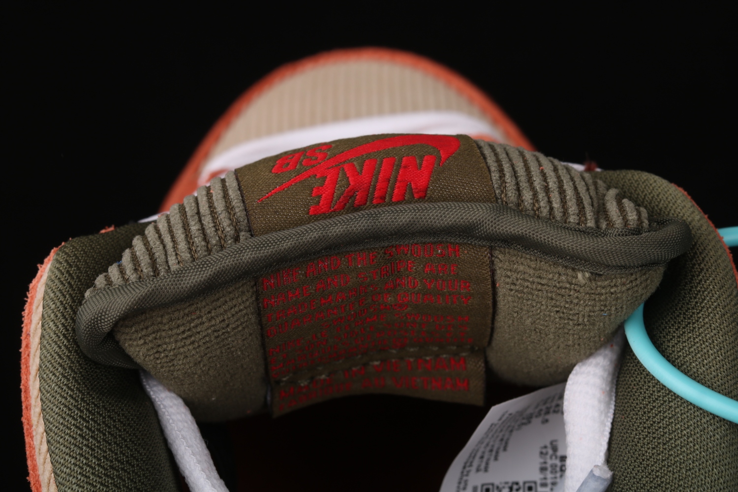Nike SB Dunk Low Corduroy Dusty Peach BQ6817-201
