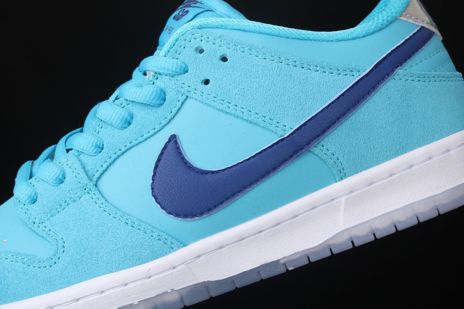 Nike SB Dunk Low Pro Blue Fury BQ6817-400