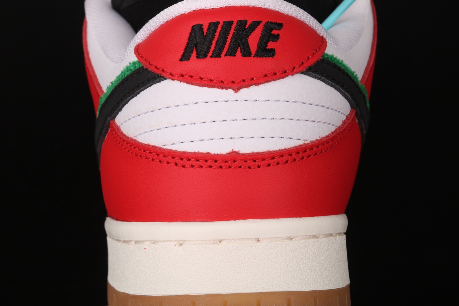 Nike SB Dunk Low Frame Skate Habibi CT2550-600