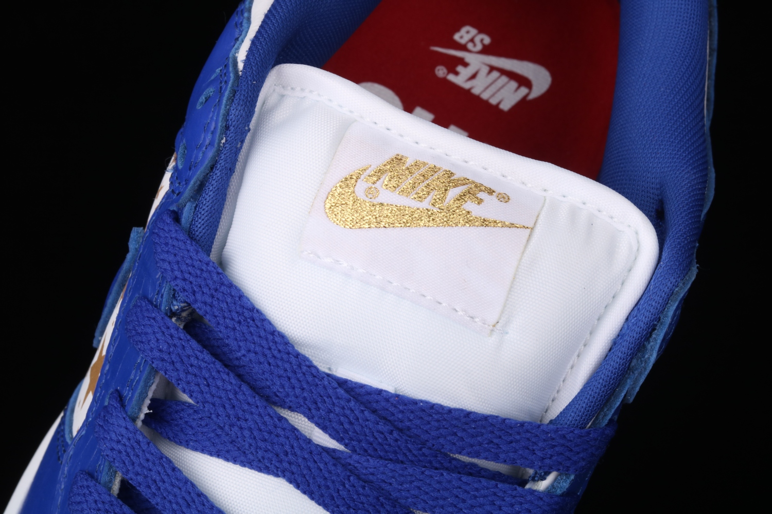 Nike SB Dunk Low Supreme Stars Hyper Royal (2021) DH3228-100