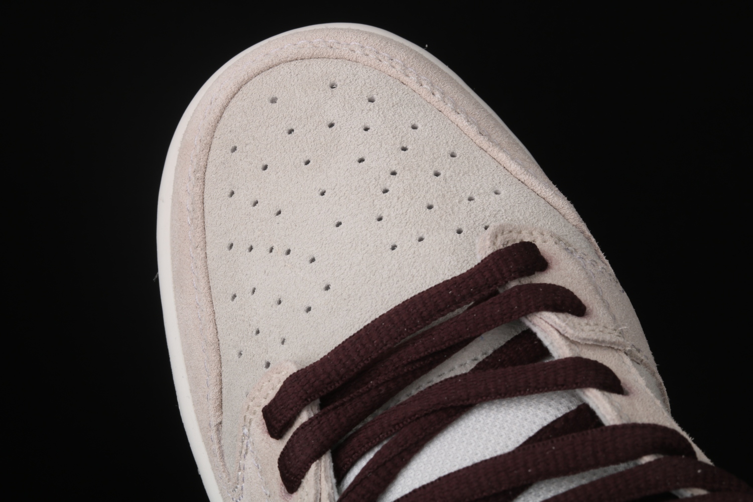 Nike SB Dunk Low Desert Sand Mahogany  BQ6817-004