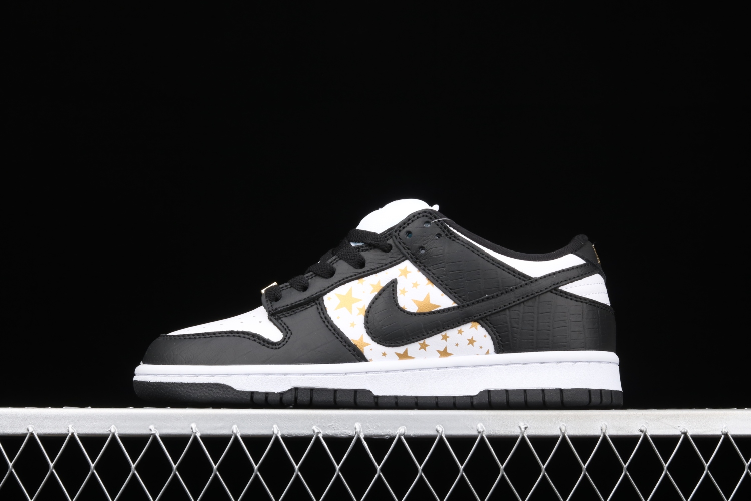 Nike SB Dunk Low Supreme Stars Black (2021) DH3228-102