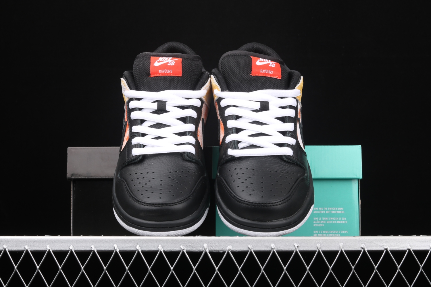 Nike SB Dunk Low Raygun Tie-Dye Black BQ6832-001