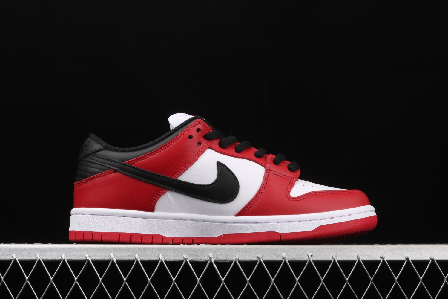 Nike SB Dunk Low J-Pack Chicago BQ6817-600