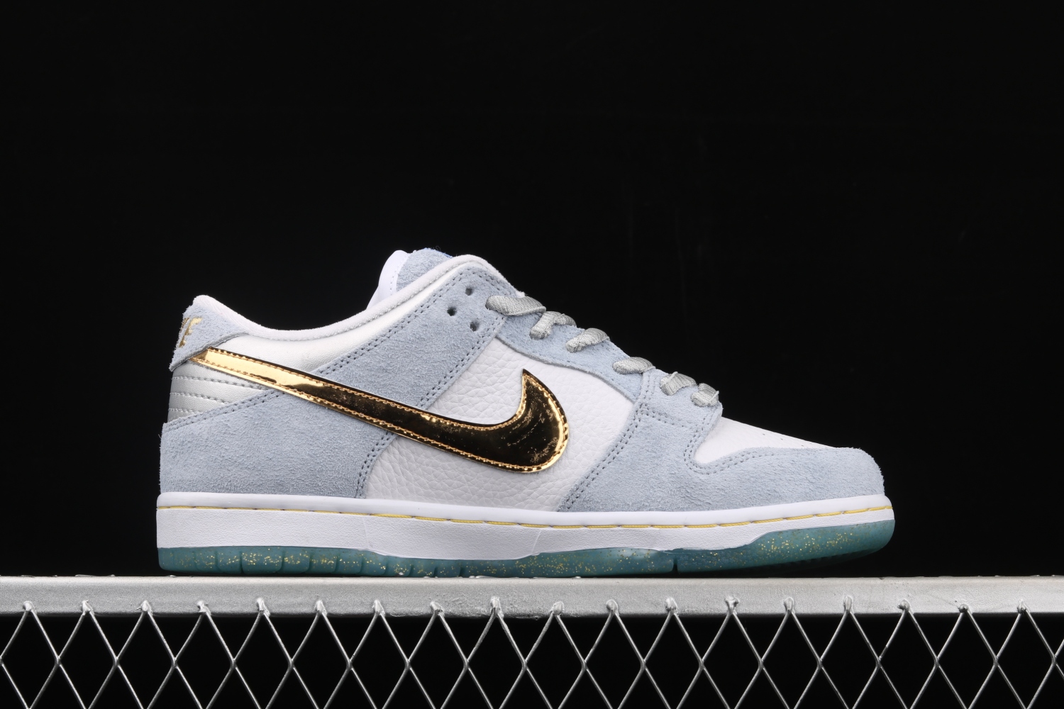 Nike SB Dunk Low Sean Cliver DC9936-100