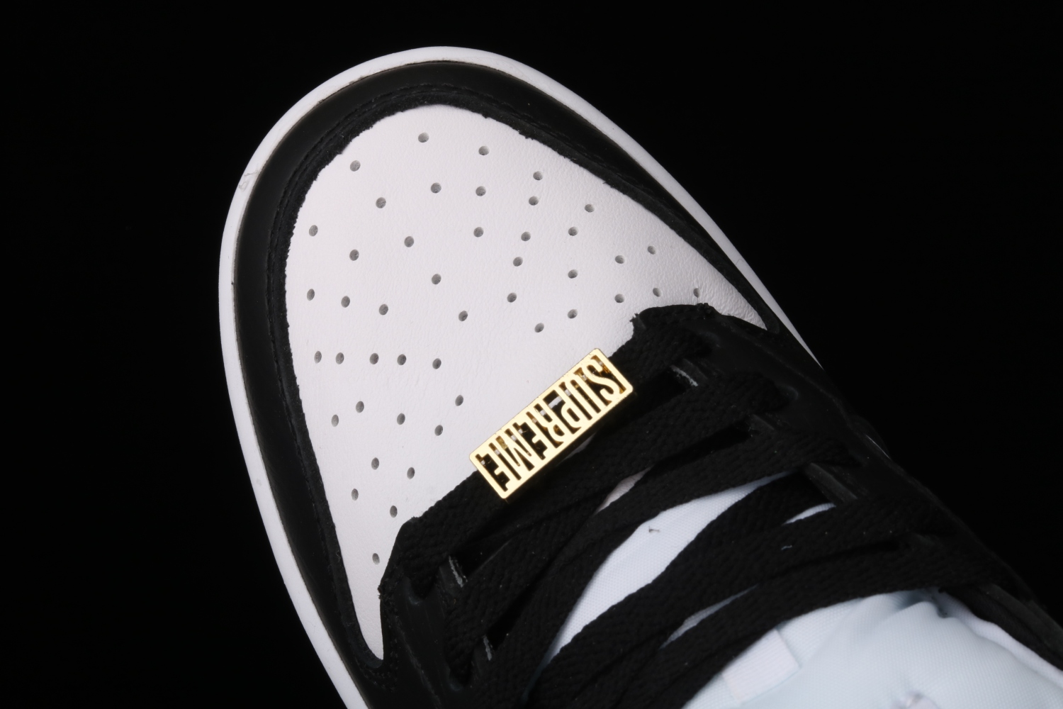 Nike SB Dunk Low Supreme Stars Black (2021) DH3228-102