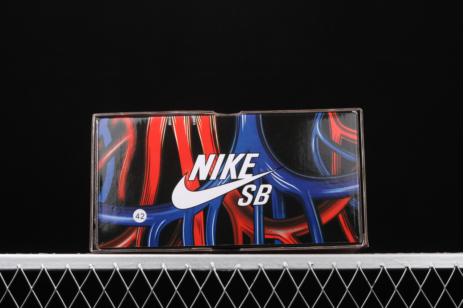 Nike SB Dunk Low StrangeLove Skateboards (Regular Box)  CT2552-800