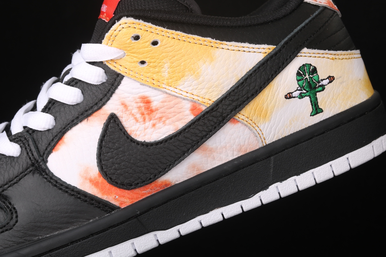 Nike SB Dunk Low Raygun Tie-Dye Black BQ6832-001