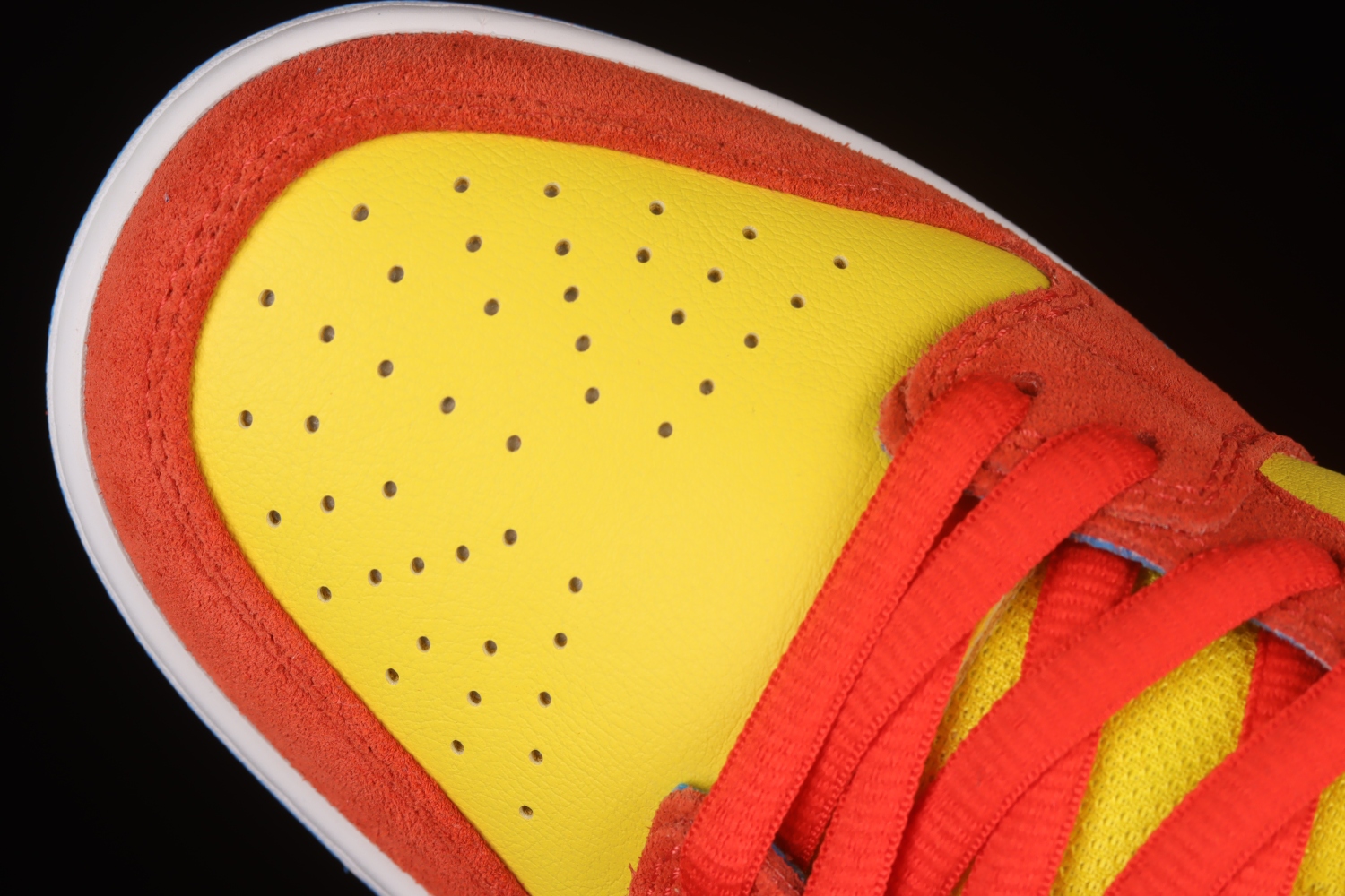 Nike SB Dunk Low Pro Bart Simpson BQ6817-602