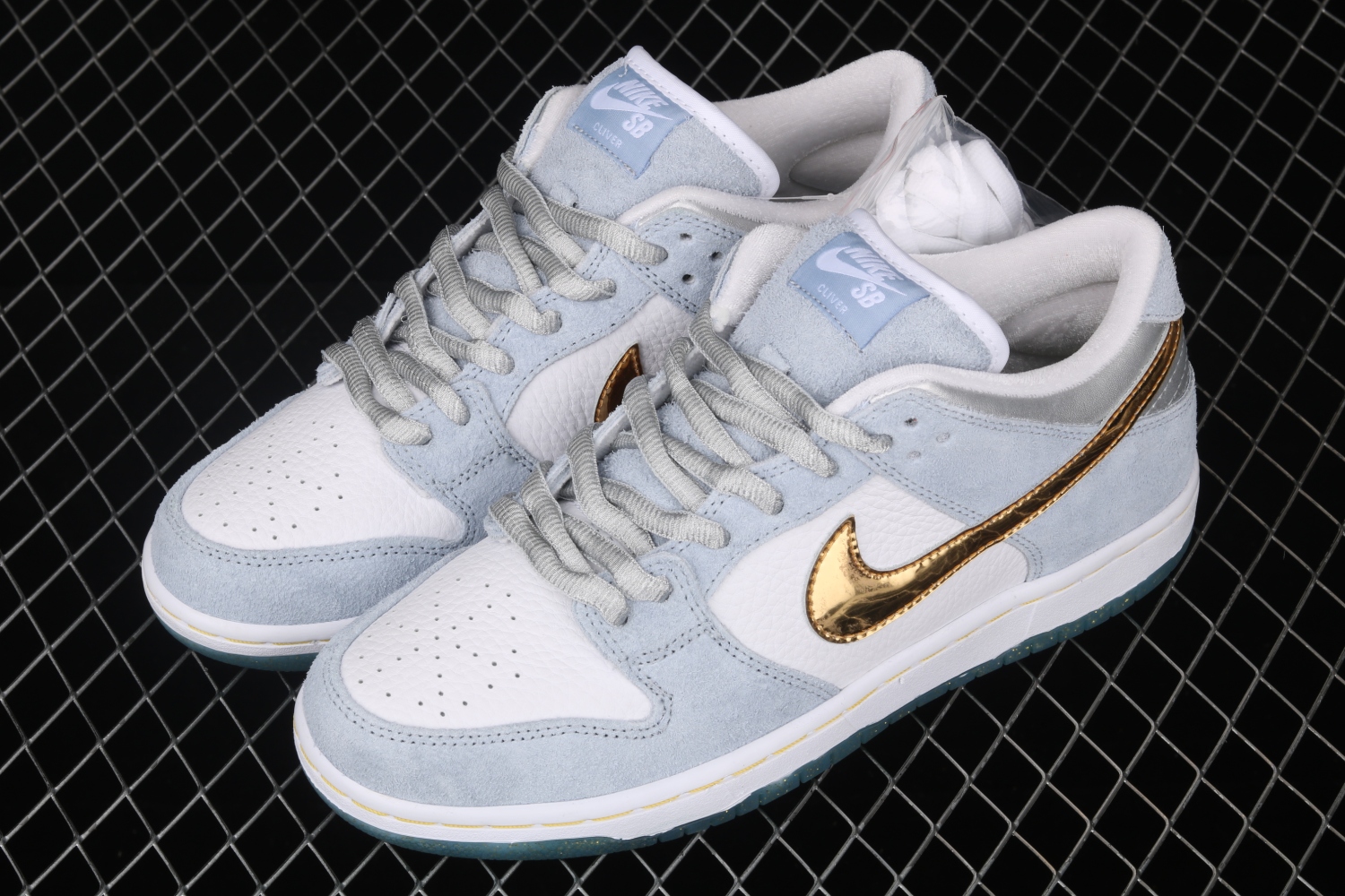 Nike SB Dunk Low Sean Cliver DC9936-100