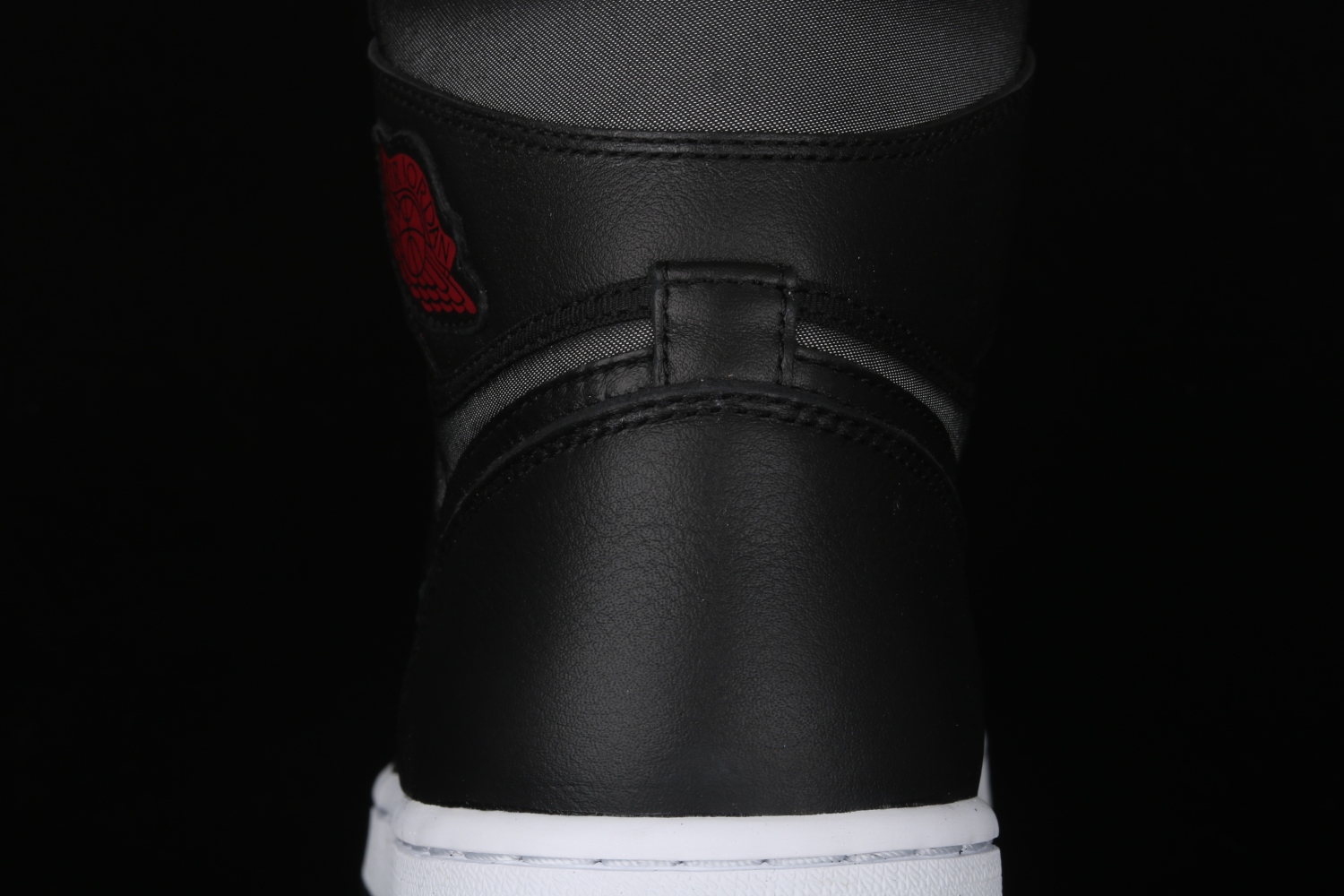 Jordan 1 Retro High Black Satin Gym Red 555088-060