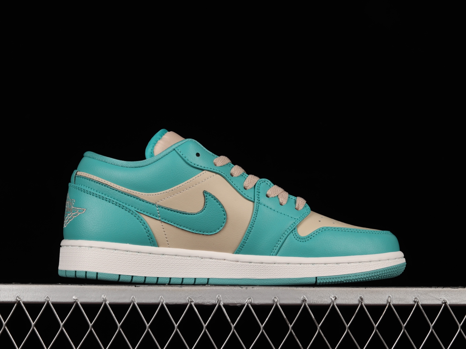 Jordan 1 Low Tropical Teal (W) DC0774-131