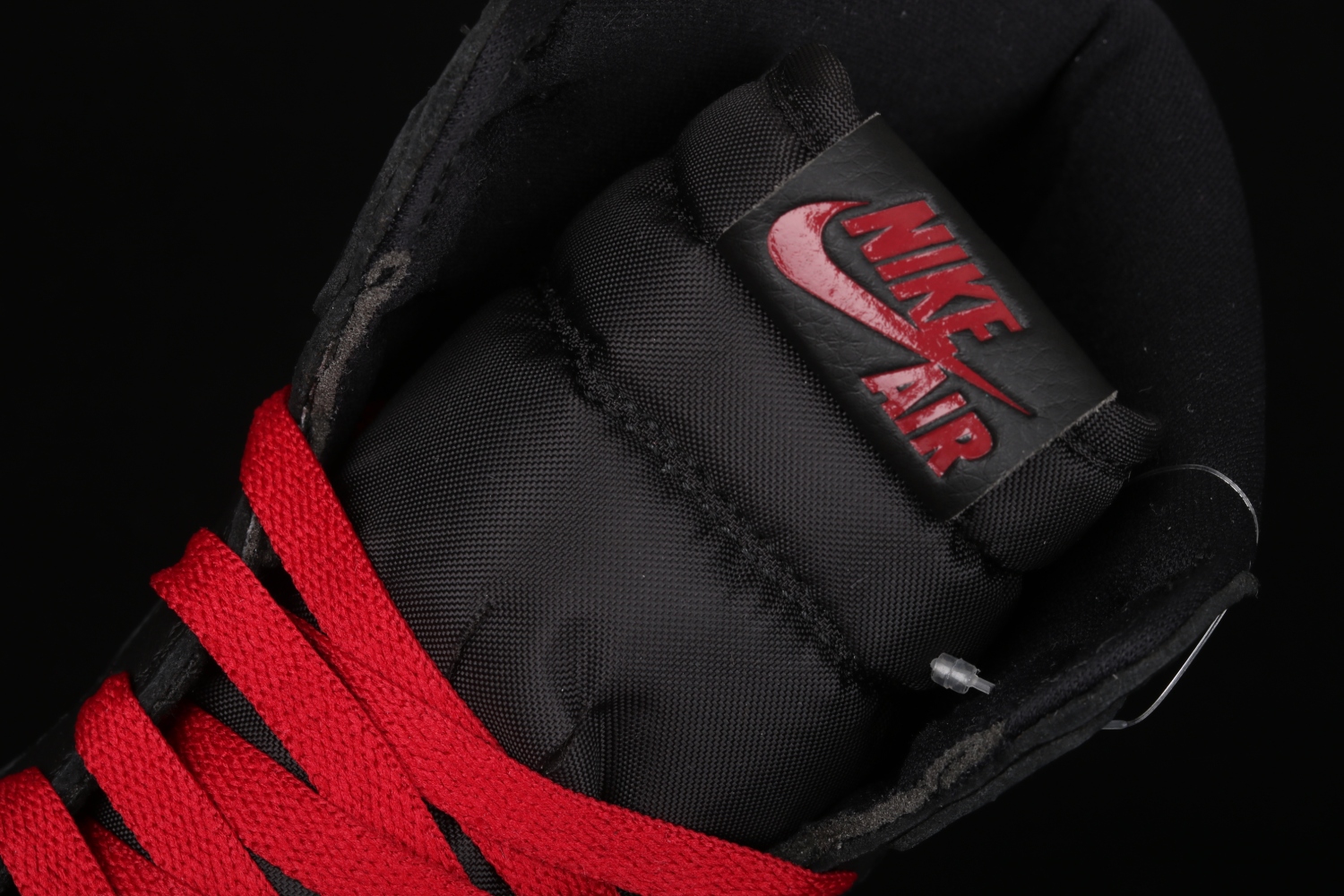 Jordan 1 Retro High Black Satin Gym Red 555088-060