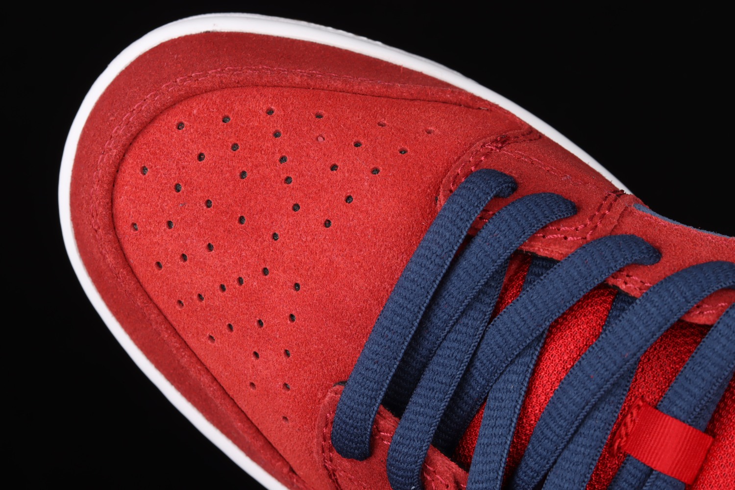 Nike SB Dunk Low Barcelona DJ0606-400