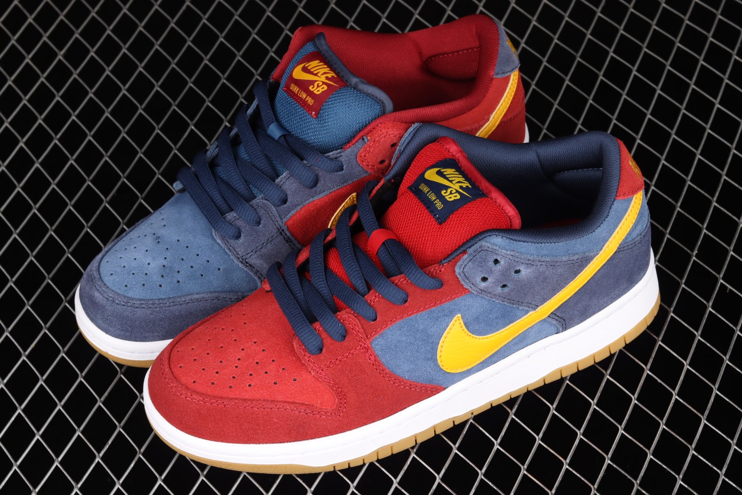 Nike SB Dunk Low Barcelona DJ0606-400