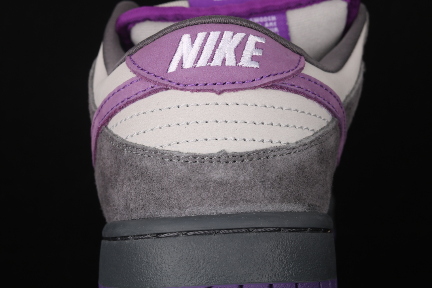 Nike Dunk SB Low Purple Pigeon 304292-051