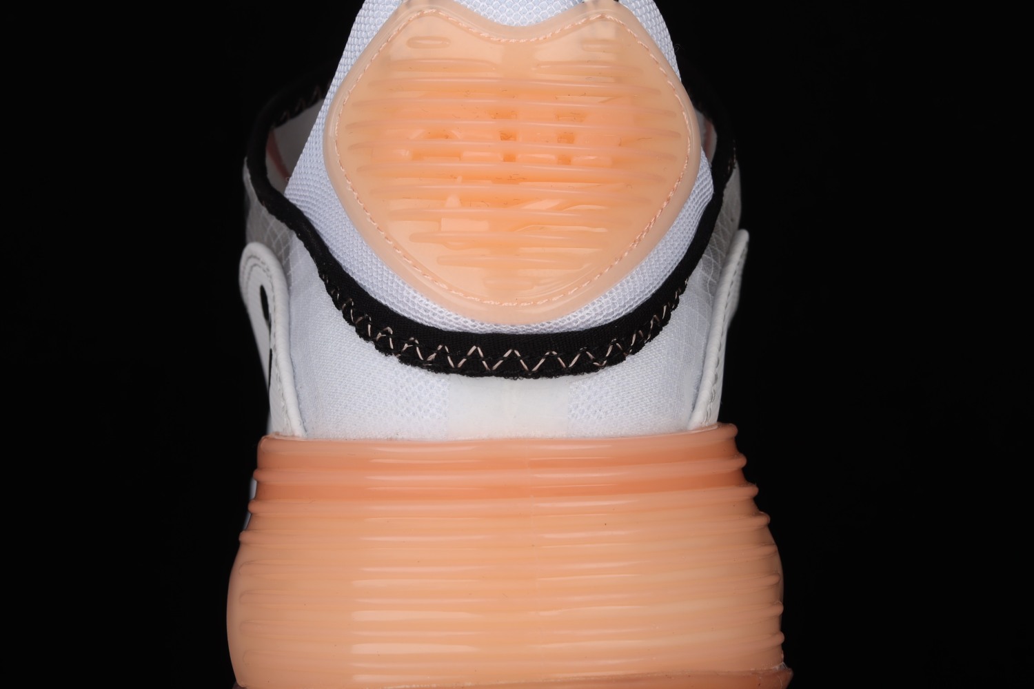 Air Max 2090 “Champagne” CV8727-100