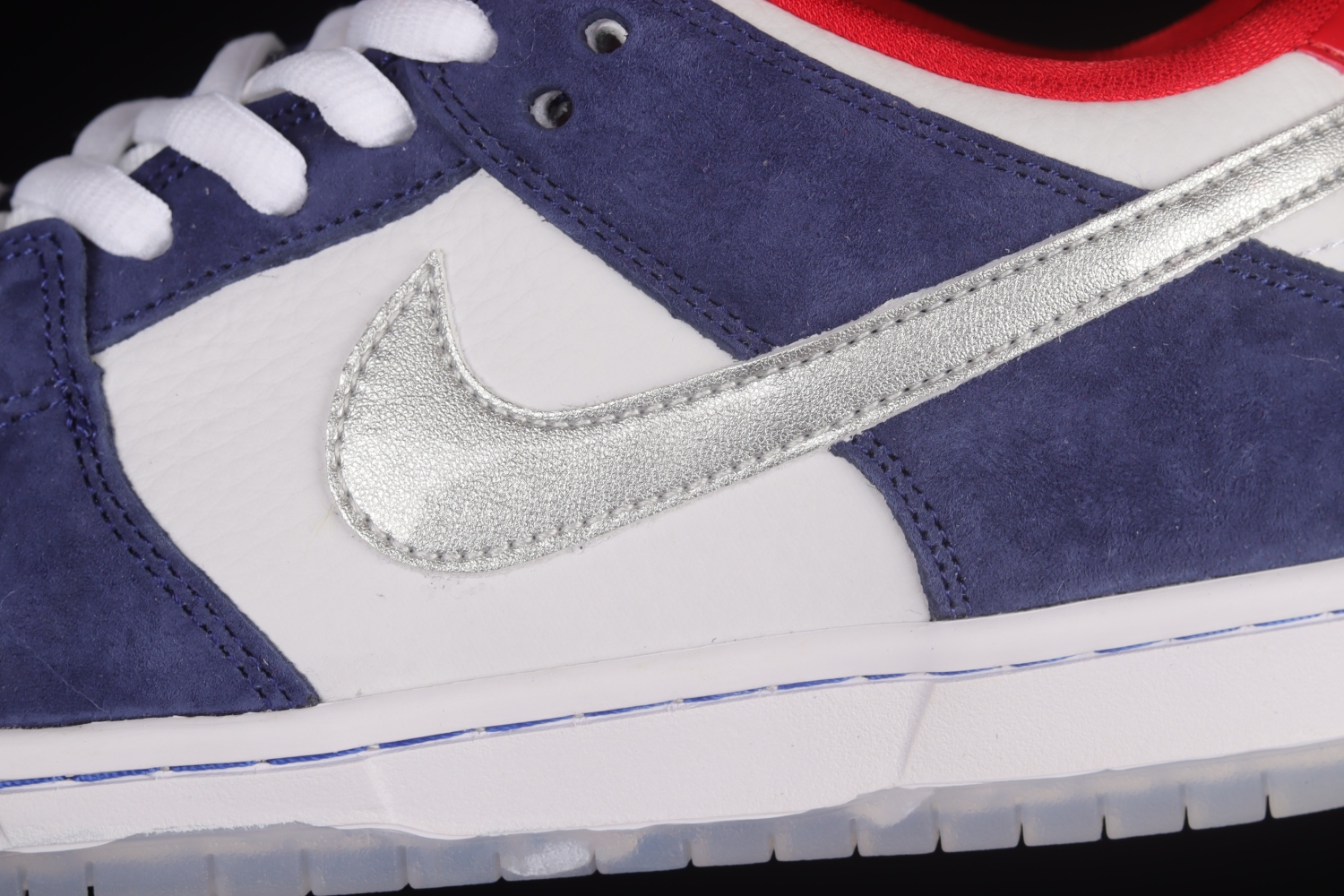 Nike Dunk SB Low Ishod Wair  BMW  839685-416