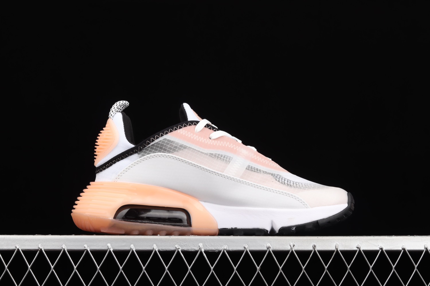 Air Max 2090 “Champagne” CV8727-100