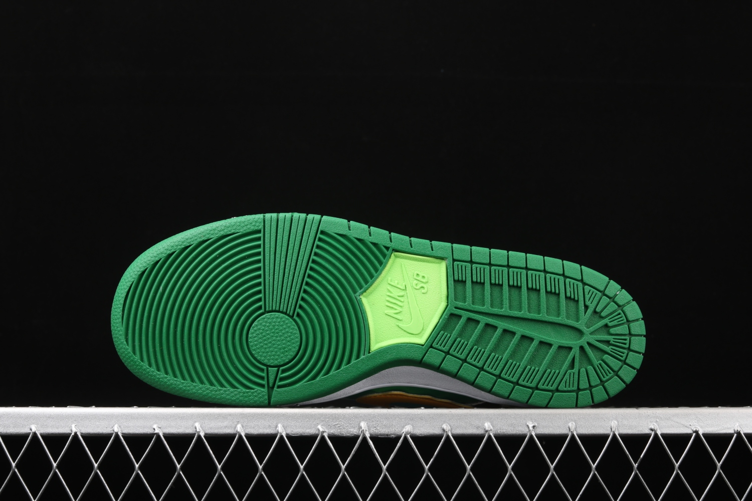 Nike SB Dunk Low Ben & Jerry