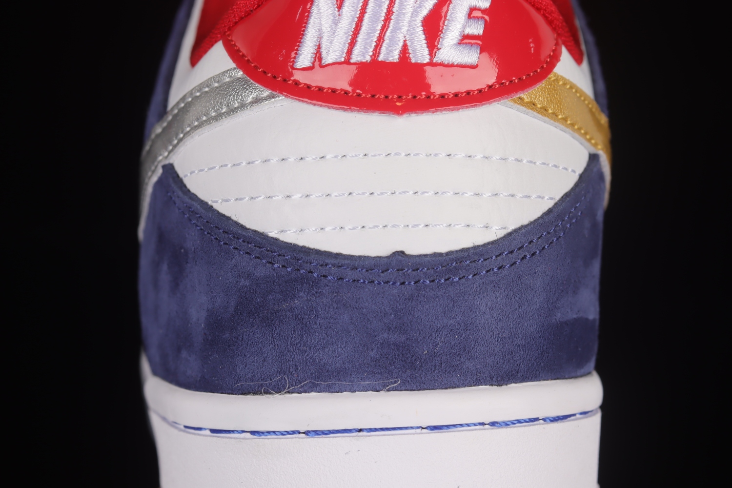 Nike Dunk SB Low Ishod Wair  BMW  839685-416