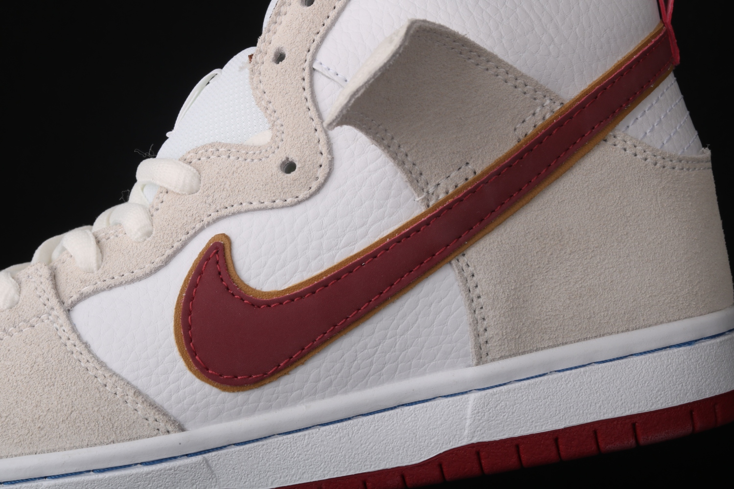 Nike SB Dunk High Sail Bright Crimson  CV9499-100