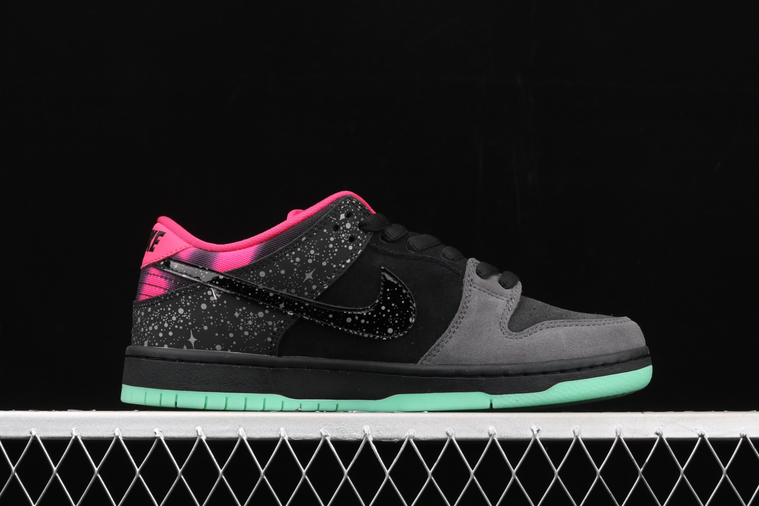 Nike Dunk SB Low Premier  Northern Lights  724183-063