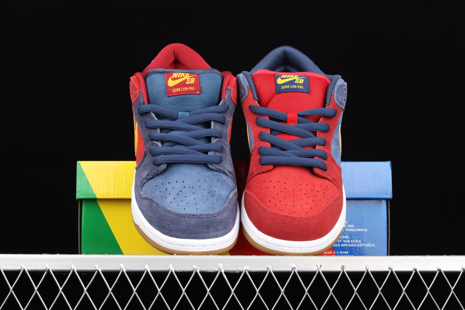 Nike SB Dunk Low Barcelona DJ0606-400