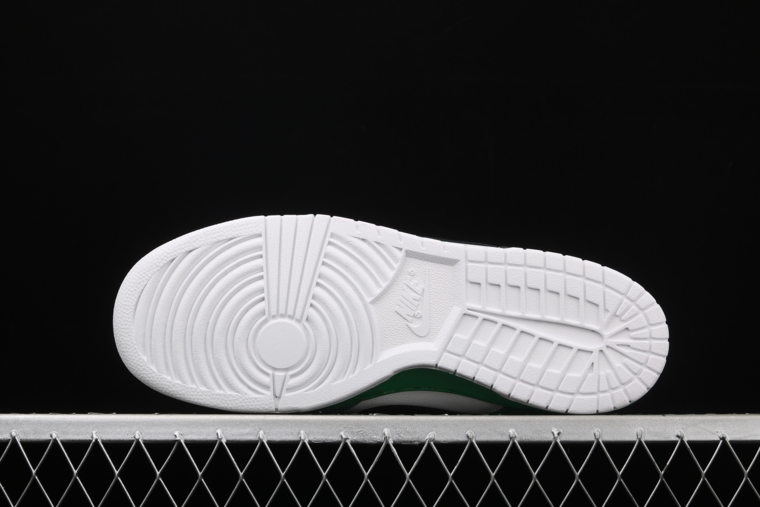 Nike Dunk SB Low Heineken 304292-302