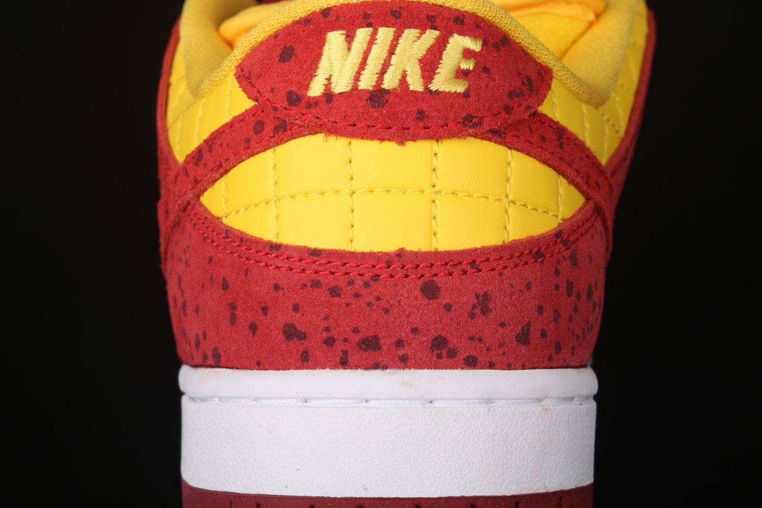 Nike Dunk SB Low Rukus Crawfish  504750-660