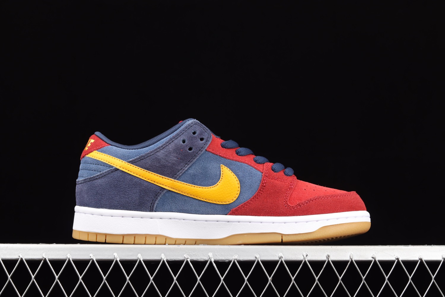 Nike SB Dunk Low Barcelona DJ0606-400