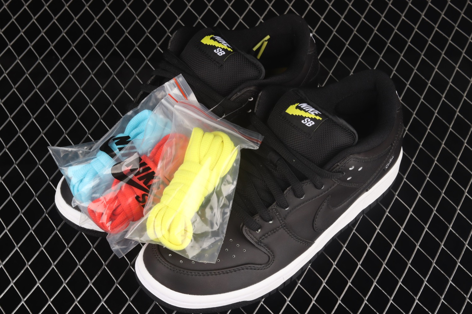 Nike SB Dunk Low Civilist CZ5123-001