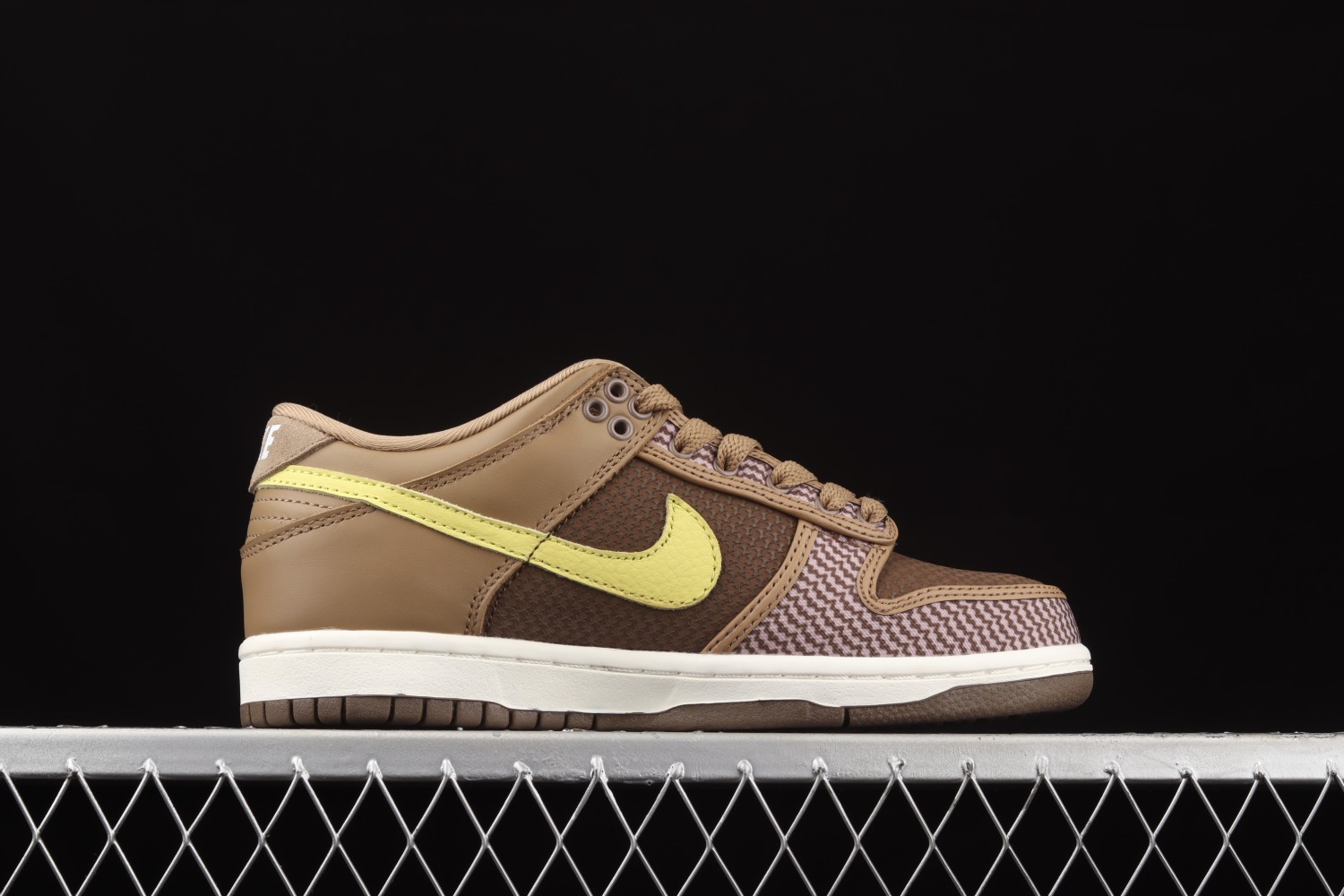 Nike Dunk Low SP UNDEFEATED Canteen Dunk vs. AF1 Pack DH3061-200