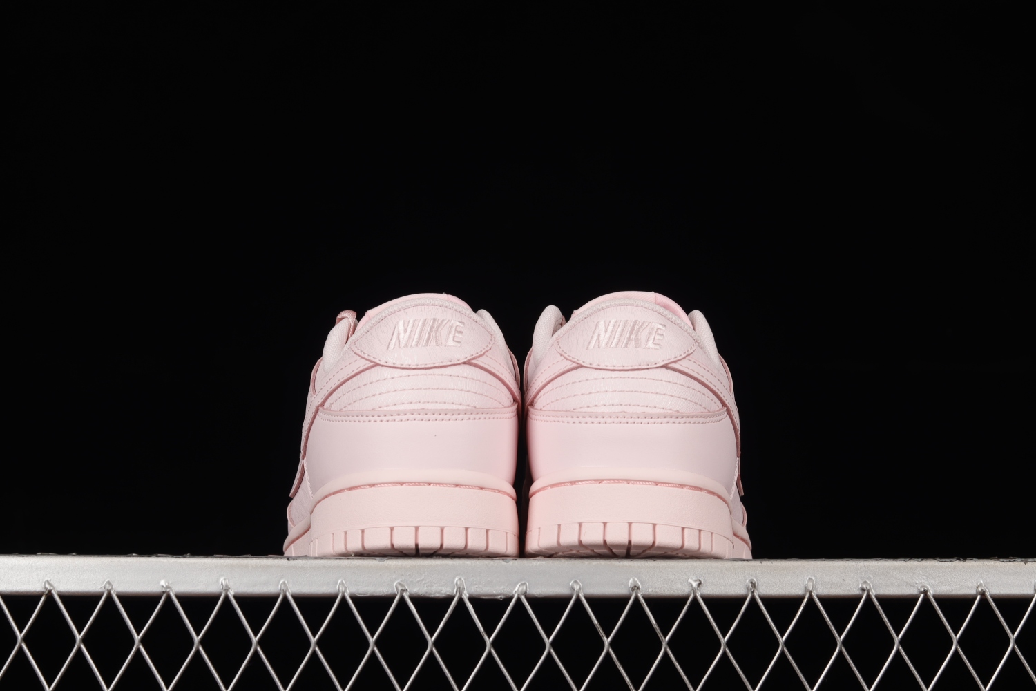 Nike Dunk Low Pink (GS) 921803-601