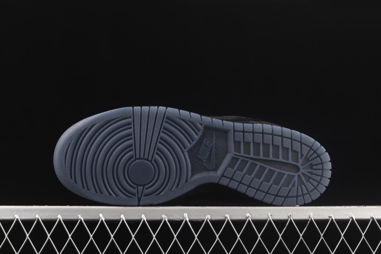 Nike Dunk Low SP Undefeated 5 On It Black DO9329-001