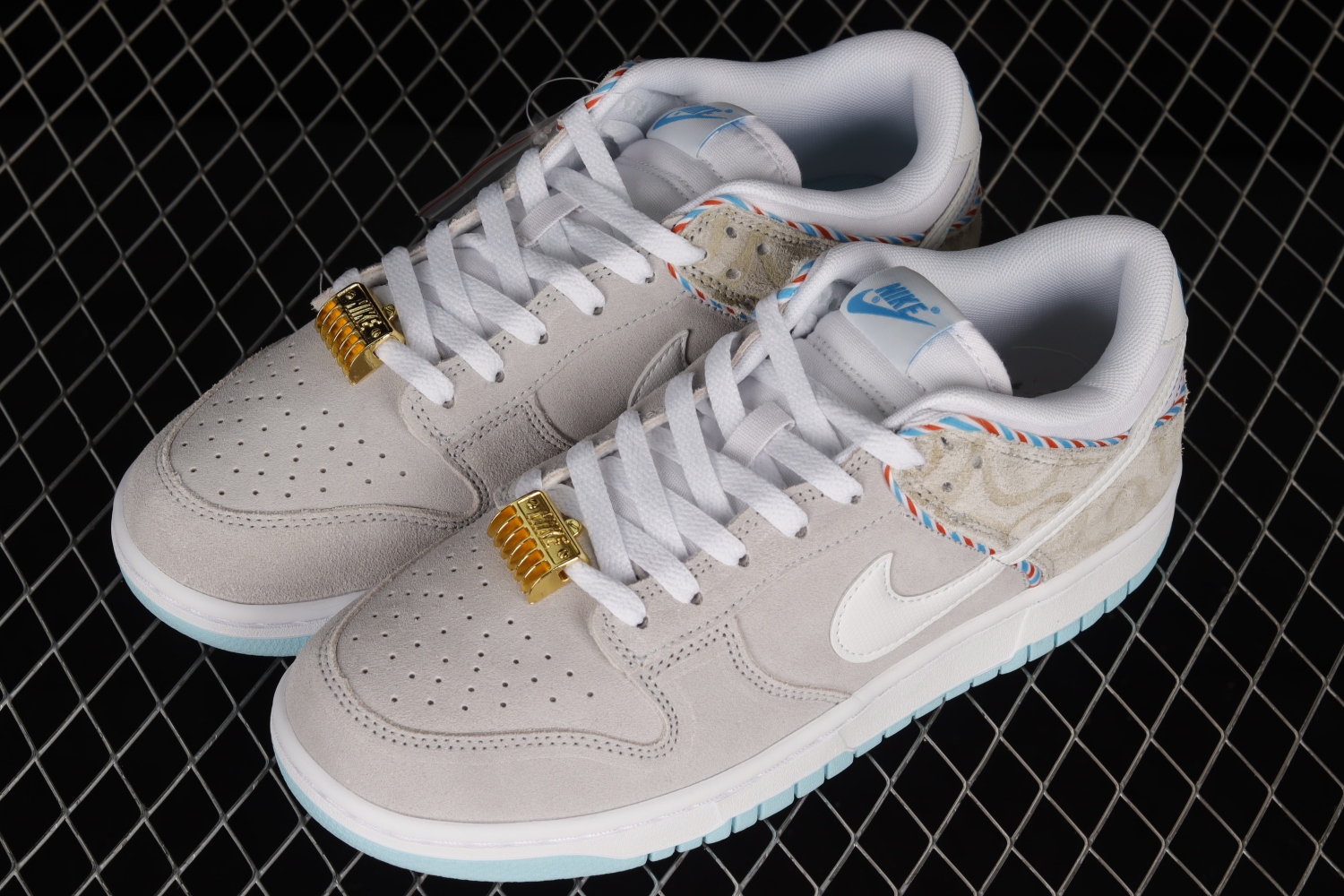 Nike Dunk Low SE Barber Shop Grey DH7614-500