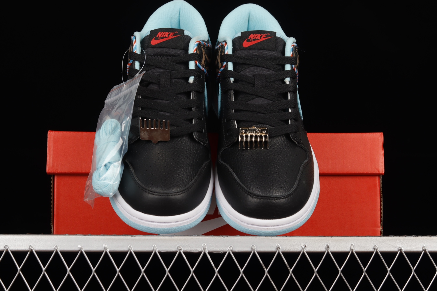 Nike Dunk Low SE Barber Shop Black DH7614-001