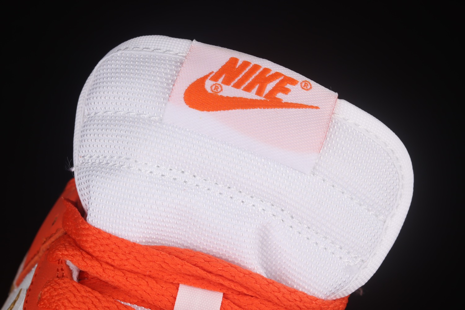Nike Dunk Low University Gold (W) DQ4690-800