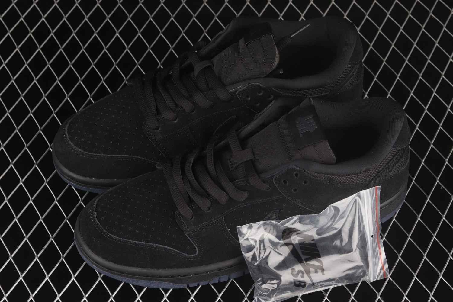 Nike Dunk Low SP Undefeated 5 On It Black DO9329-001