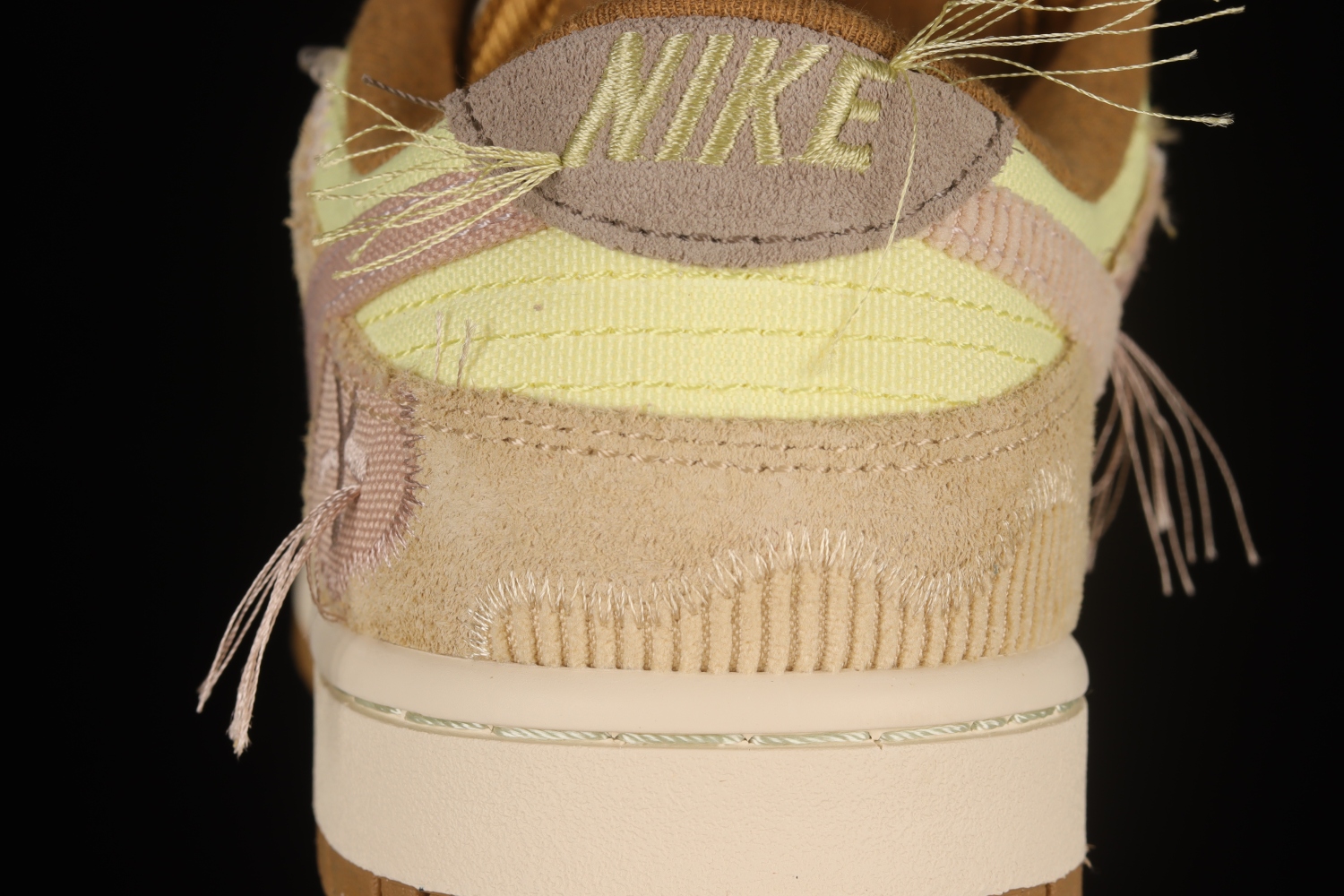 Nike Dunk Low On the Bright Side (W) DQ5076-121