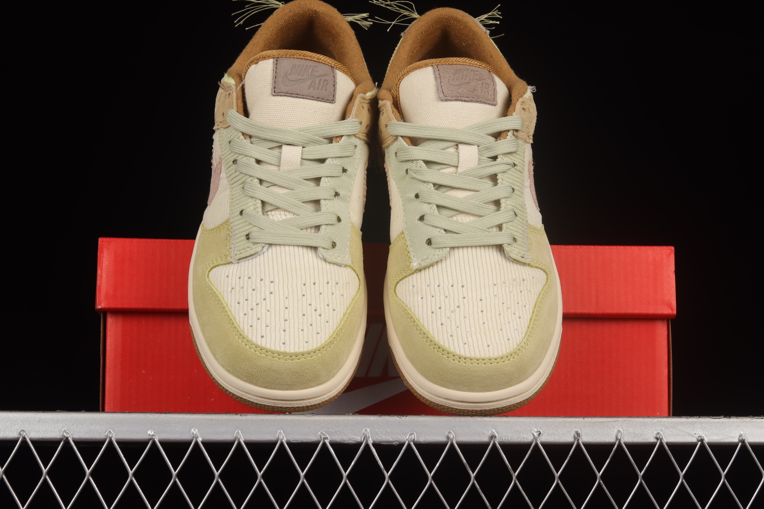 Nike Dunk Low On the Bright Side (W) DQ5076-121