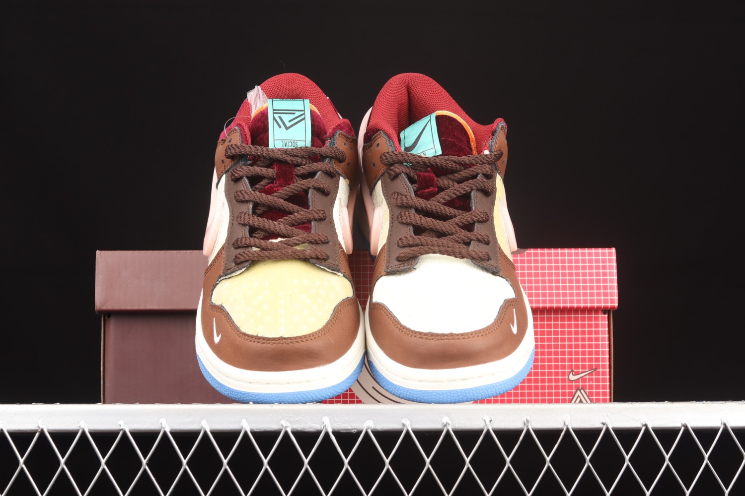 Nike Dunk Mid Social Status Free Lunch Chocolate Milk  DJ1173-700