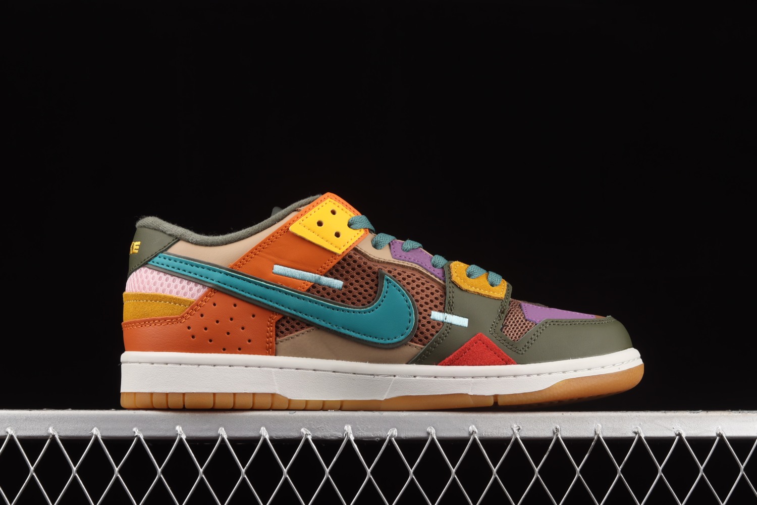 Nike Dunk Low Scrap Archeo Brown DB0500-200