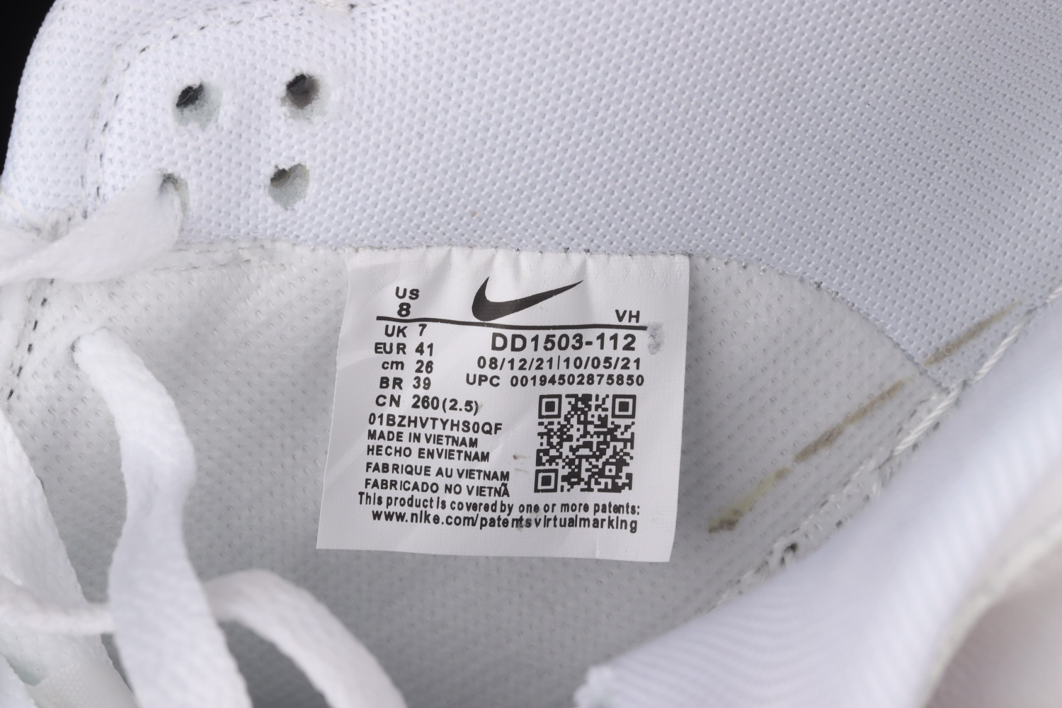Nike Dunk Low White Lucky Green (W) DD1503-112