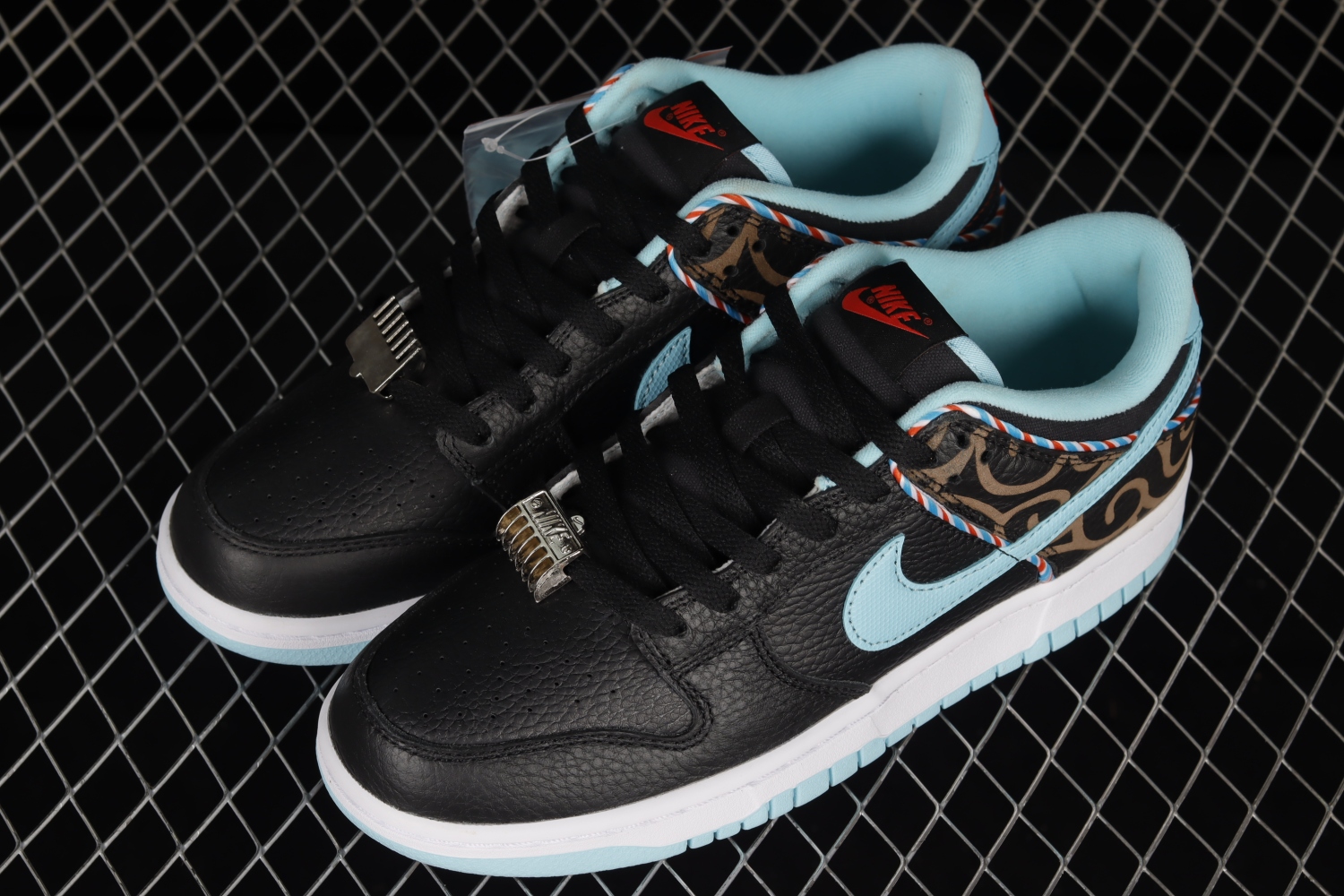 Nike Dunk Low SE Barber Shop Black DH7614-001