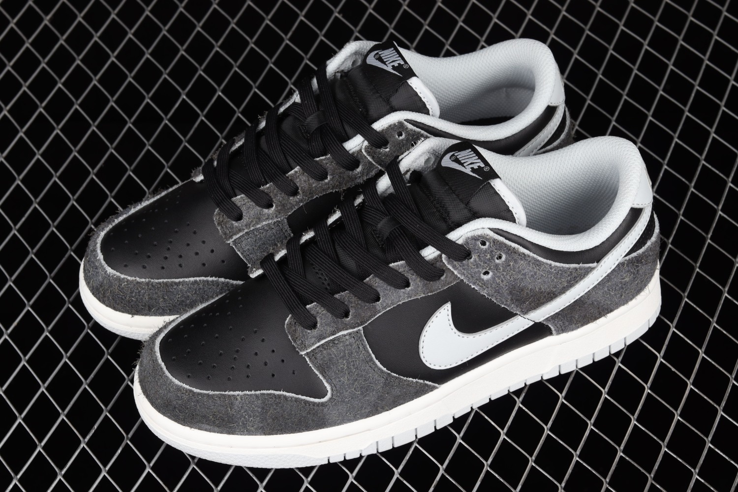 Nike Dunk Low Retro Animal Pack Zebra DH7913-001