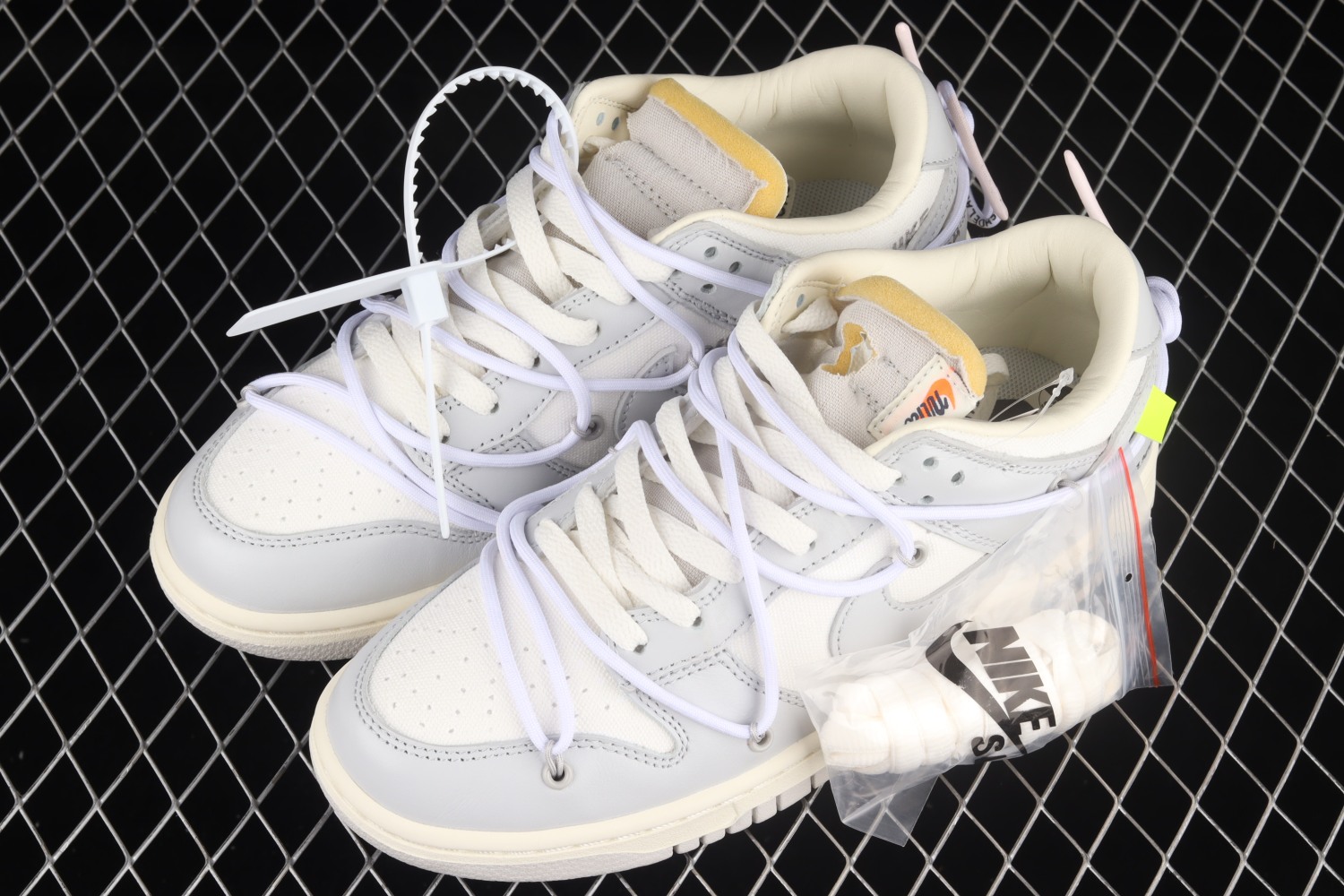 Nike Dunk Low Off-White Lot 43 DM1602-123